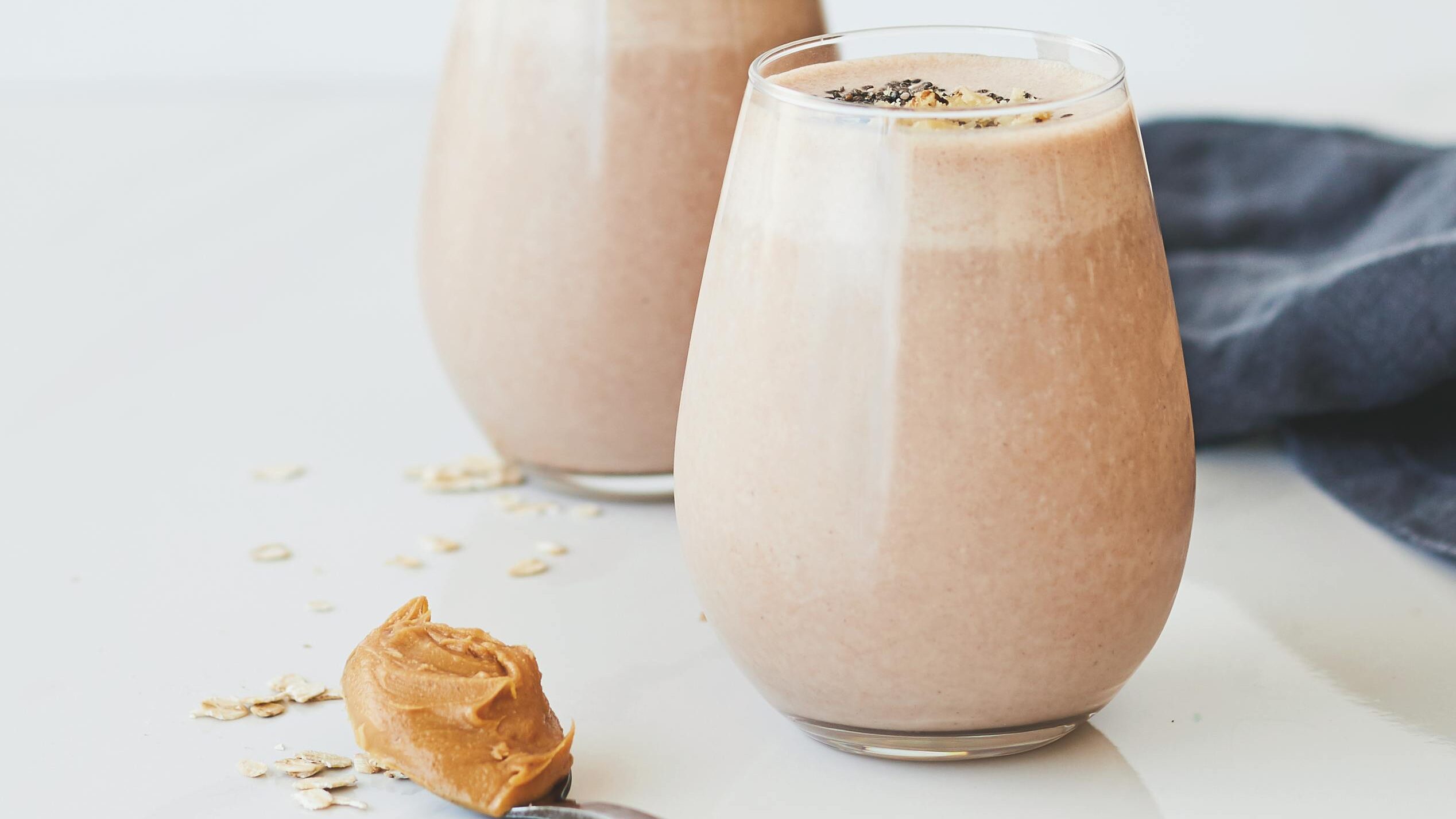 high-protein snacks under 200 calories for busy days